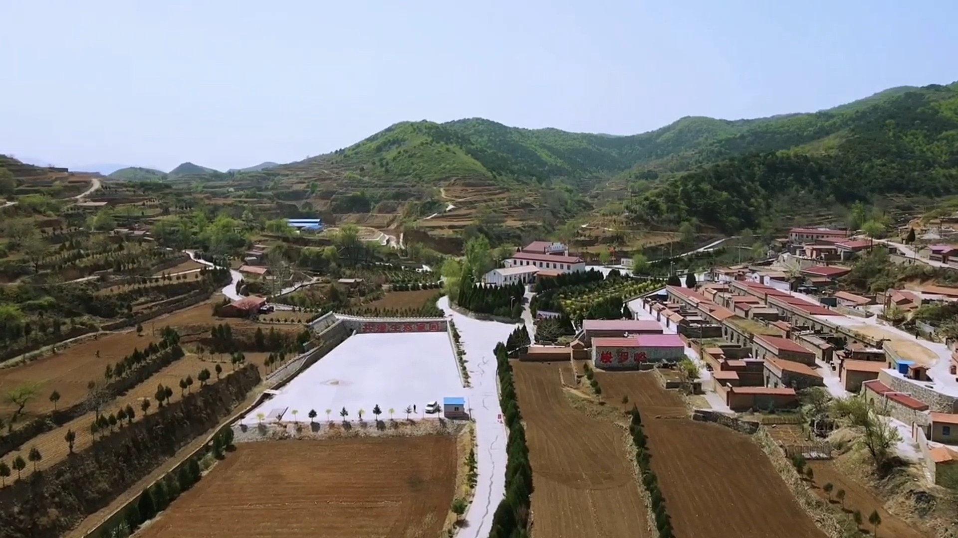 梭罗峪村风光1